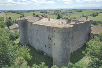 Gite de groupe Château de Mézerville