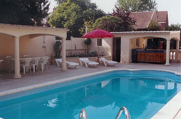 Gite de groupe Le Petit Ch&acirc;teau Thailandais