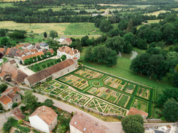 Gite de groupe Domaine du Château de Barbirey
