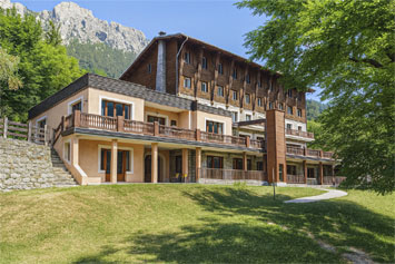 Gite de groupe Auberge de jeunesse HI Valdeblore – Le Chalet