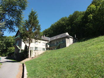 Gite de groupe A Chêne et Roc Gite Chalet Ados
