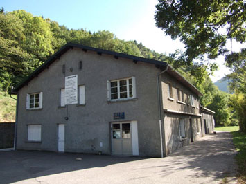 Gite de groupe A Chêne et Roc Gite Petit Chalet