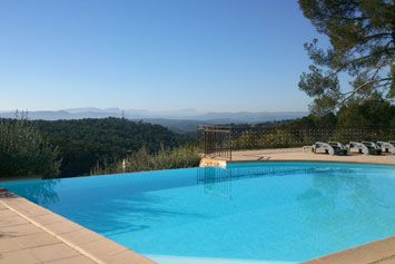 Gite de groupe Les Bastides Provençales