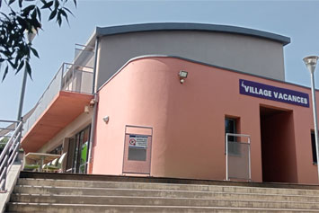 Gite de groupe Village vacances Bouëssé La Garenne