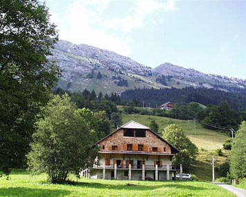 Gite de groupe Chalet les Cyclamens