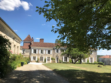 Gite de groupe Château de La Barde