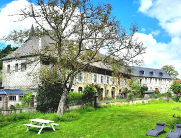 Gite de groupe Domaine Lou Castet