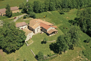 Gite de groupe Le Domaine des Gorcias