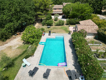 Gite de groupe La Fontaine Provençale