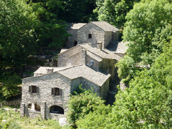 Gite de groupe Le Hameau de La Fage