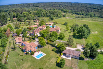 Gite de groupe Hameau du Jardin Fleuri