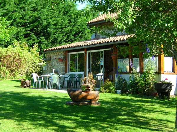 Le Jardin des Oiseaux - Gite de groupe Haute-Vienne 12 couchages