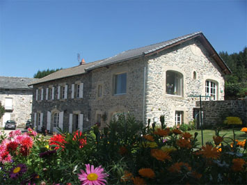 Gite de groupe Maison d'Hôtes la Fontaine