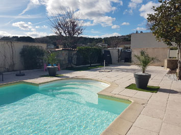 Gite de groupe Mas de la Roseraie