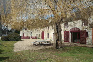 Gite de groupe Gite familial du Château de la Roche Racan