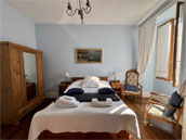 Escapade Place Voltaire 