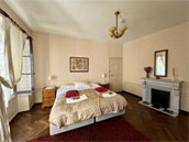 Escapade Place Voltaire 