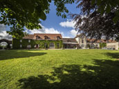 Dépendances du château de la Flocellière