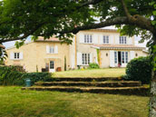 La Grande Maison sur la Colline
