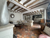 Maison L