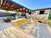 Nuiki Lodges