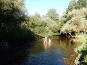 Les pieds dans l'eau