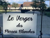 Le Verger Des Pierres Blanches